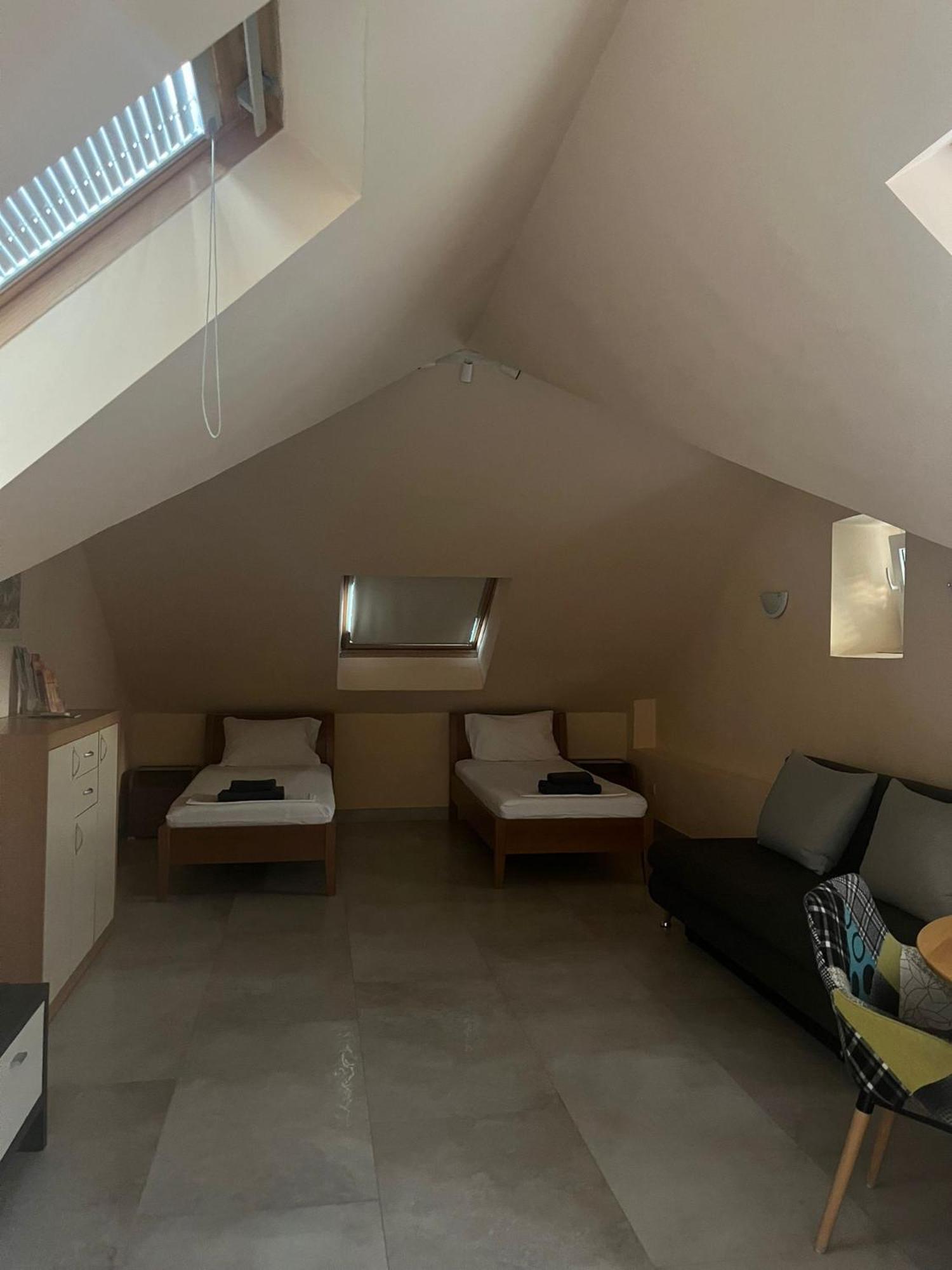 Apartments Zanetic ซาตอน ภายนอก รูปภาพ