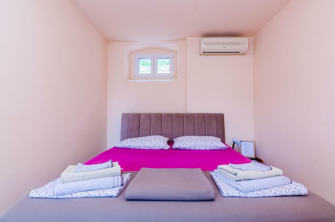 Apartments Zanetic ซาตอน ภายนอก รูปภาพ